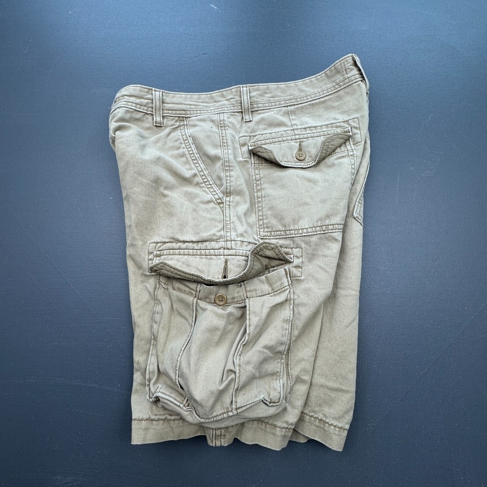 Levi's Signature Cargo Shorts Men's 32 Khaki Cotton Utility Pockets Outdoor Work - Picture 8 of 11